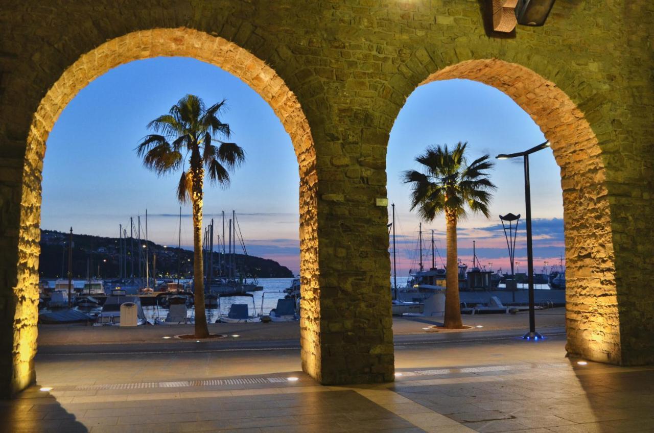 New Istrian Experience By Istrian Apartments โคเปร์ ภายนอก รูปภาพ