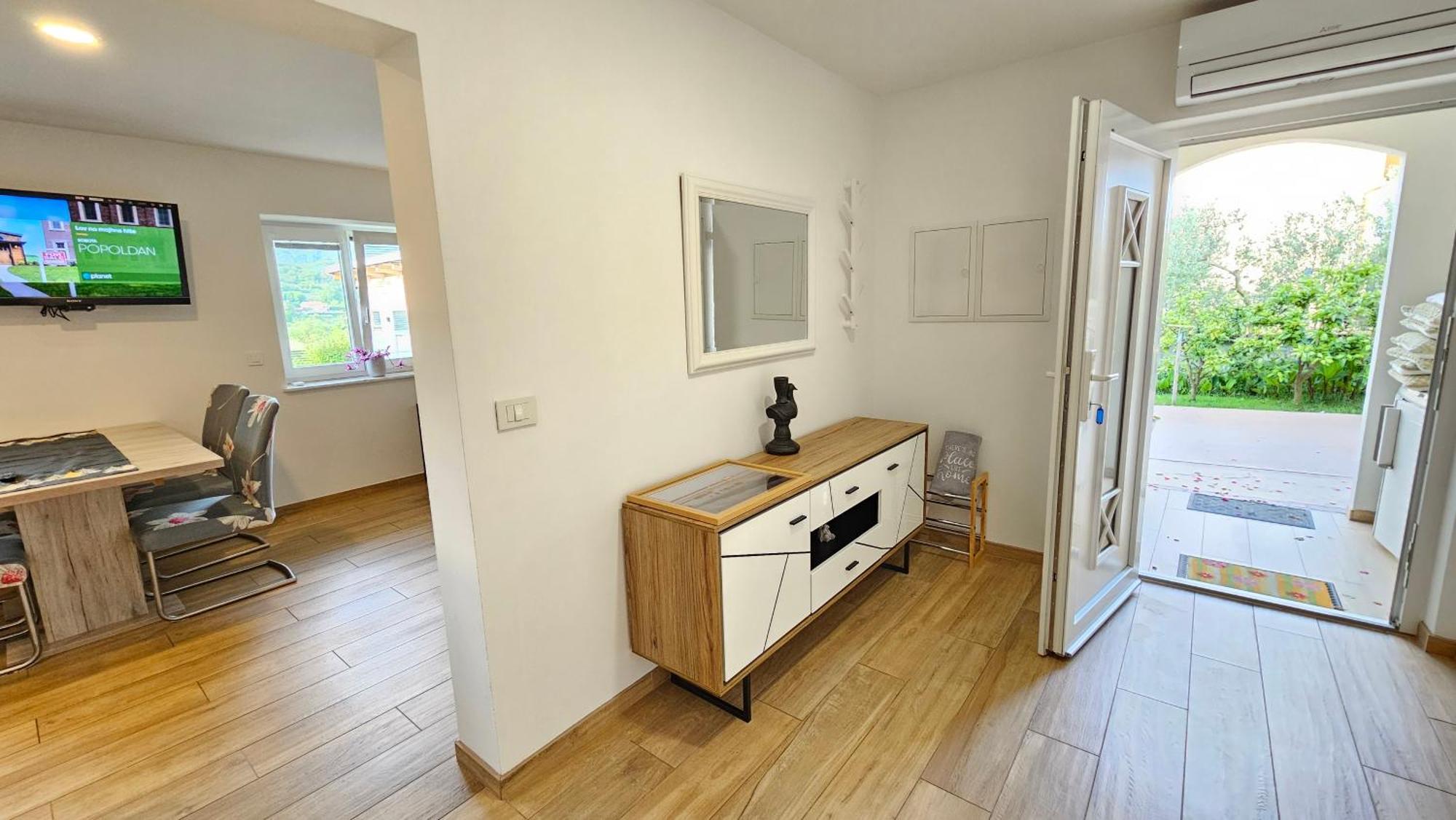 New Istrian Experience By Istrian Apartments โคเปร์ ภายนอก รูปภาพ